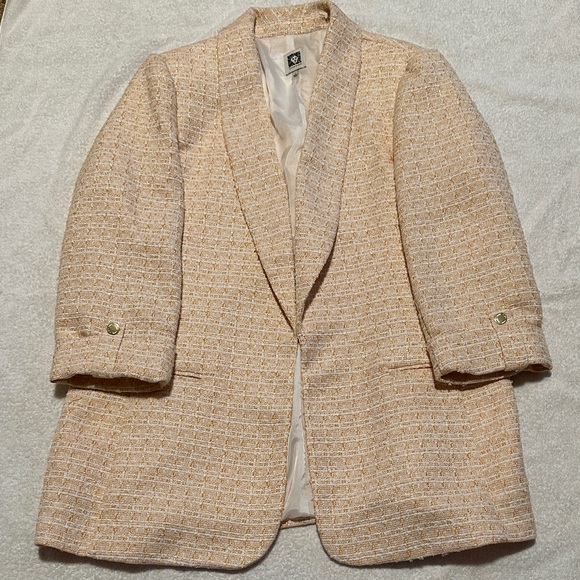 Anne Klein Jackets & Blazers - Anne Klein Women’s 3/4 Sleeve White, Yellow and Gold Blazer Size Large